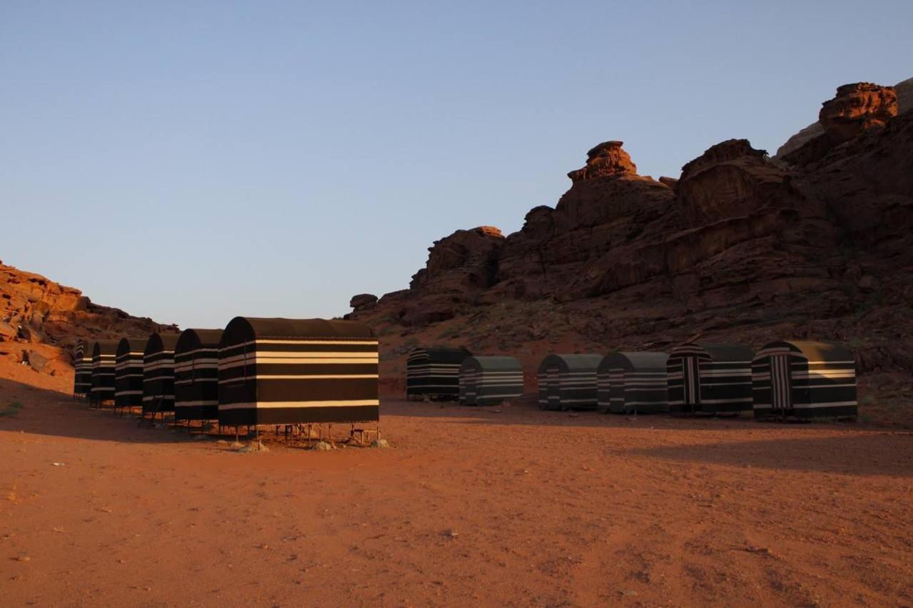 Sunrise Camp Wadi Rum Exterior foto