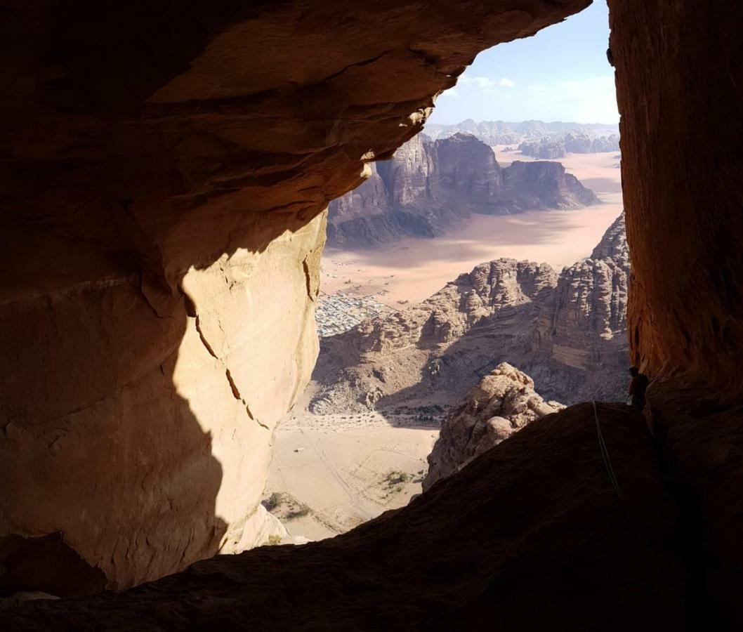 Sunrise Camp Wadi Rum Exterior foto